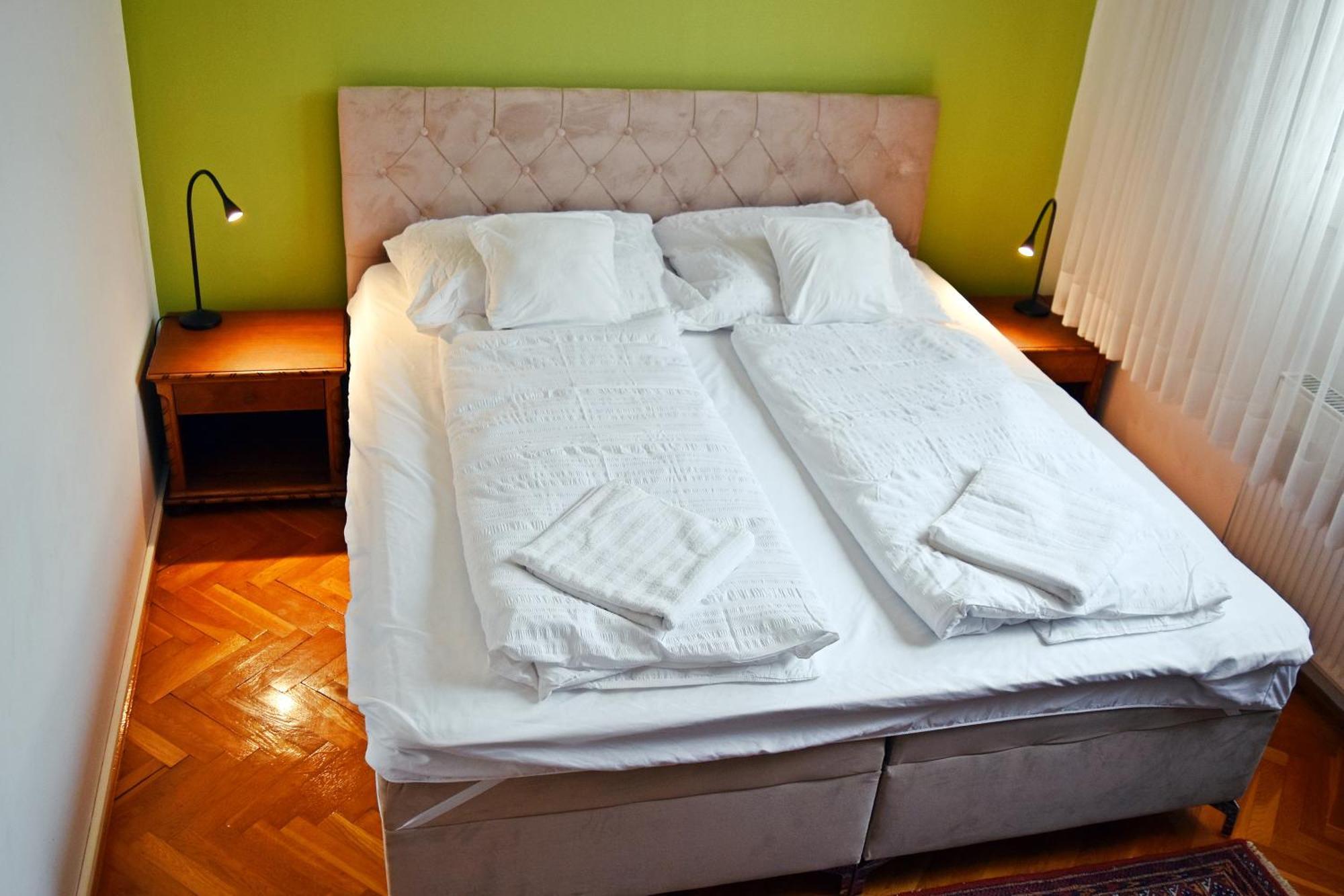 Belvarosi Classic 85 Square Meters Apartment